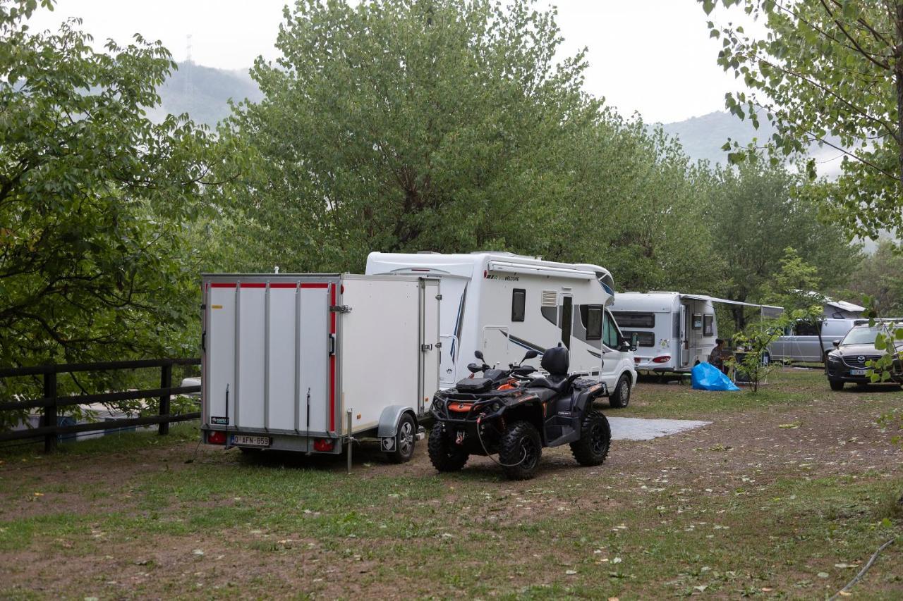Camping Alta Ribagorca El Pont de Suert Exterior foto